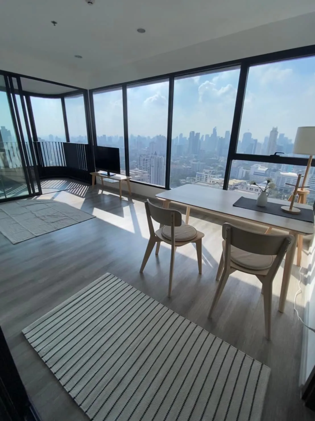 Ideo Mobi Asoke — photo 2