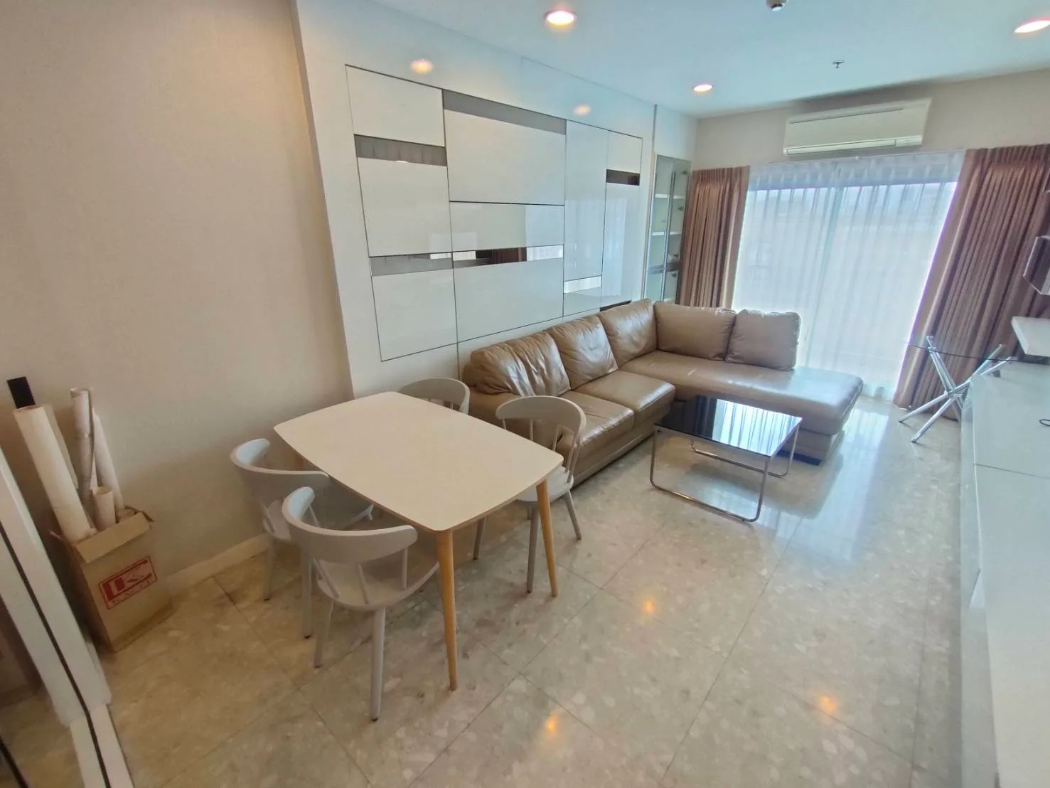 The Crest Sukhumvit 34 — photo 1