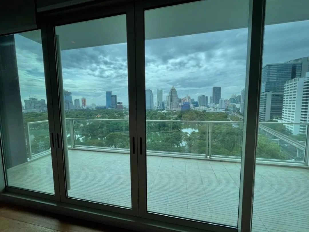 185 Rajadamri — photo 3