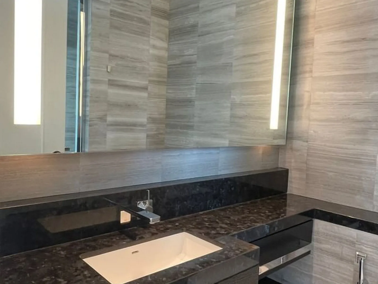 Four Seasons Private Residences Bangkok — photo 10