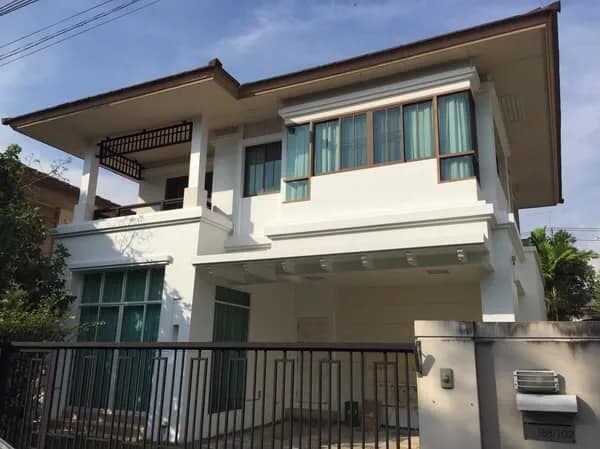Soi Mu Ban Setsiri Bang Na-wongwaen — photo 1