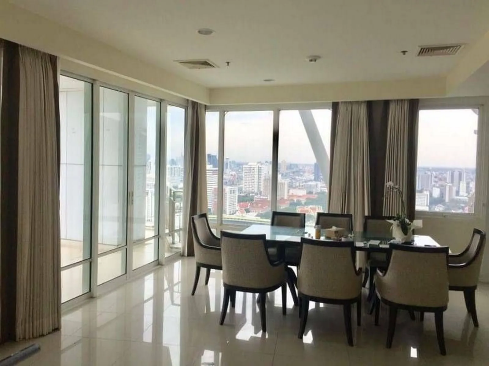 Baan Rajprasong — photo 1