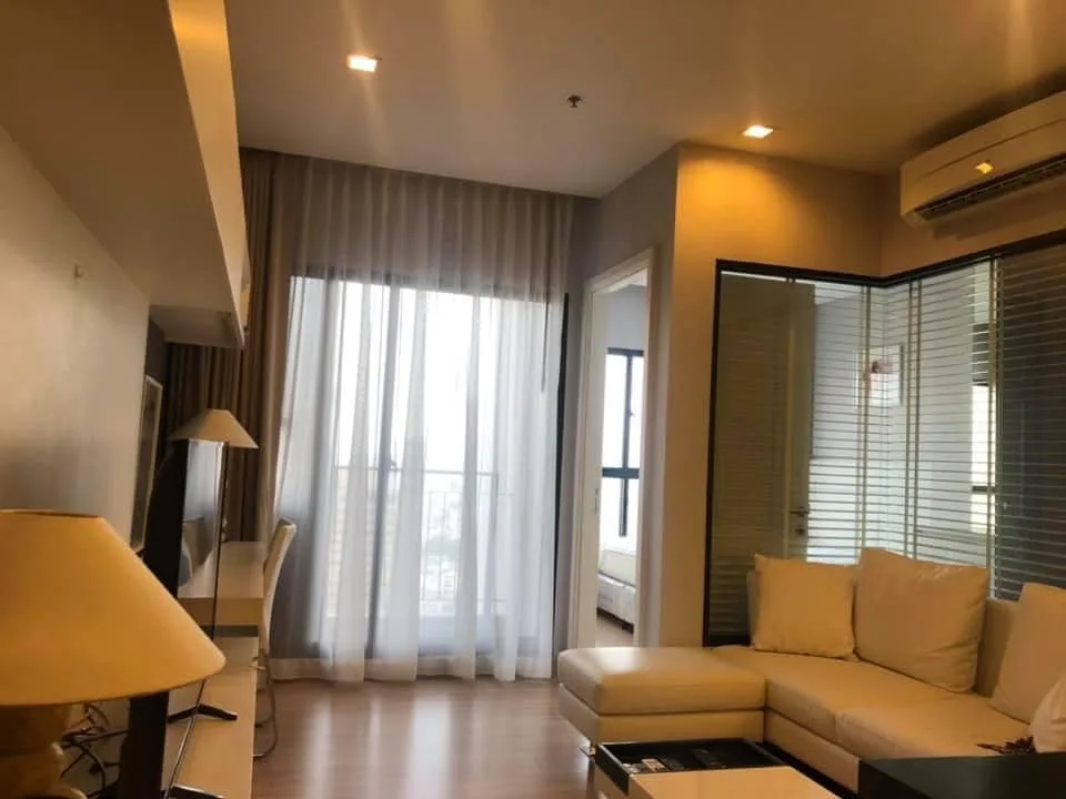 Urbano Absolute Sathon - Taksin — photo 2