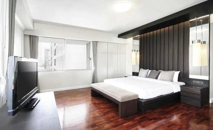 Krystal Court — photo 5