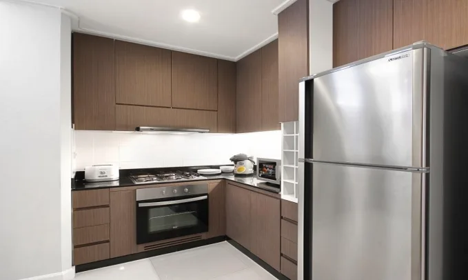 Krystal Court — photo 8