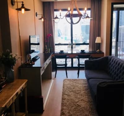 Ashton Chula - Silom