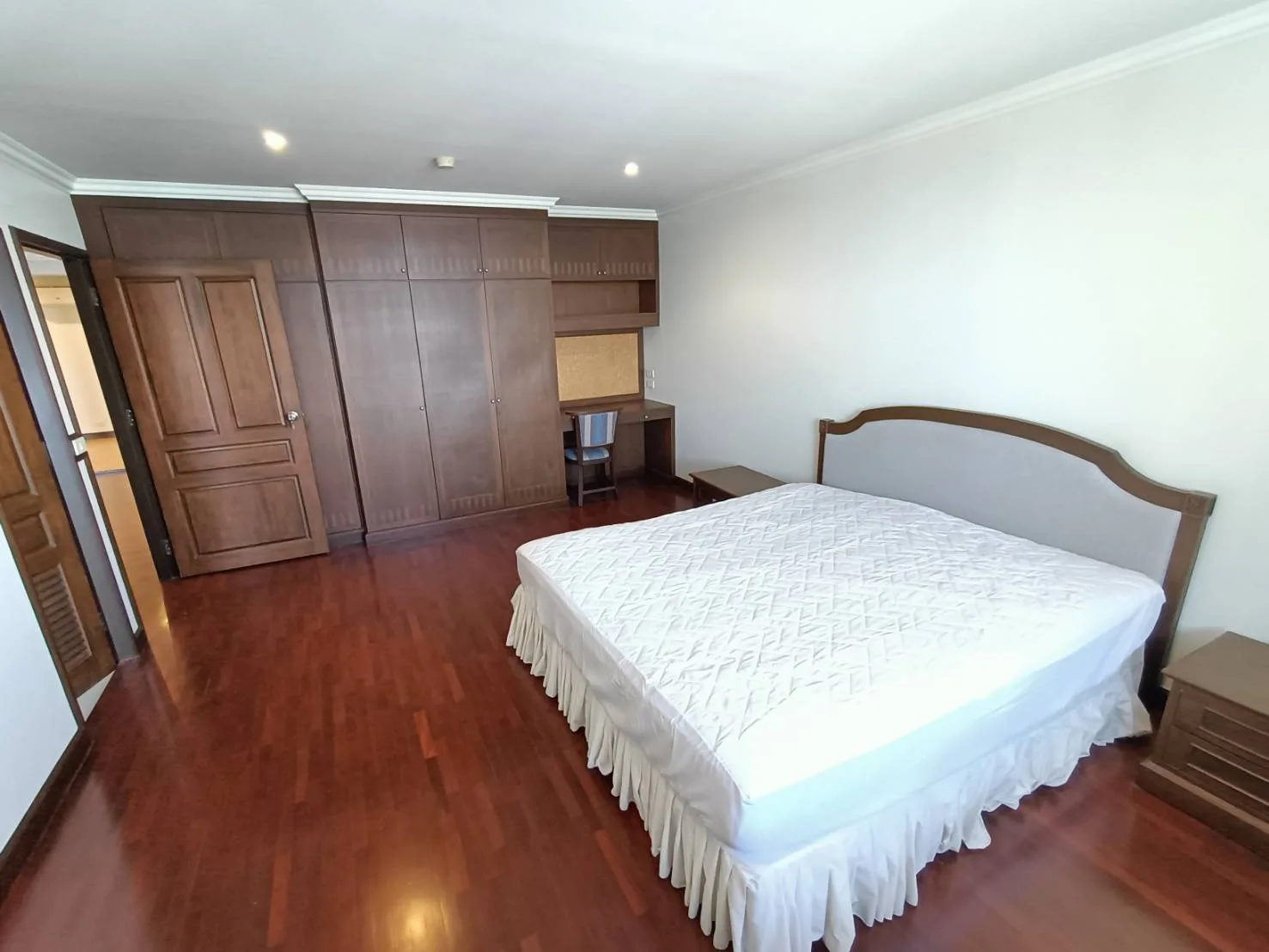 Newton Tower — photo 11