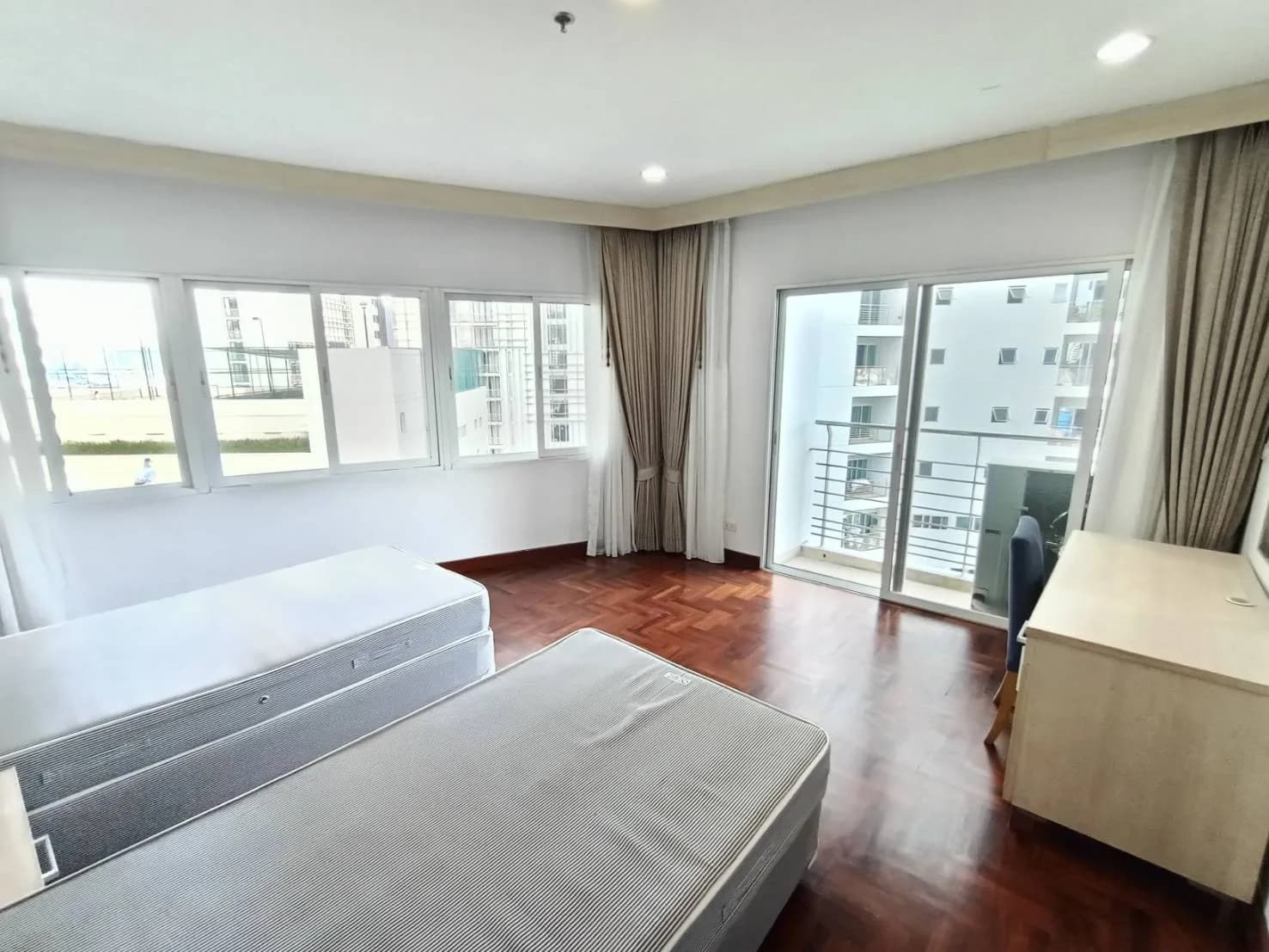 The Grand Sethiwan Sukhumvit 24 — photo 11