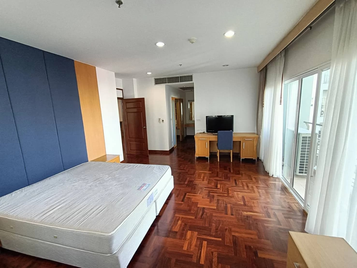 The Grand Sethiwan Sukhumvit 24 — photo 8