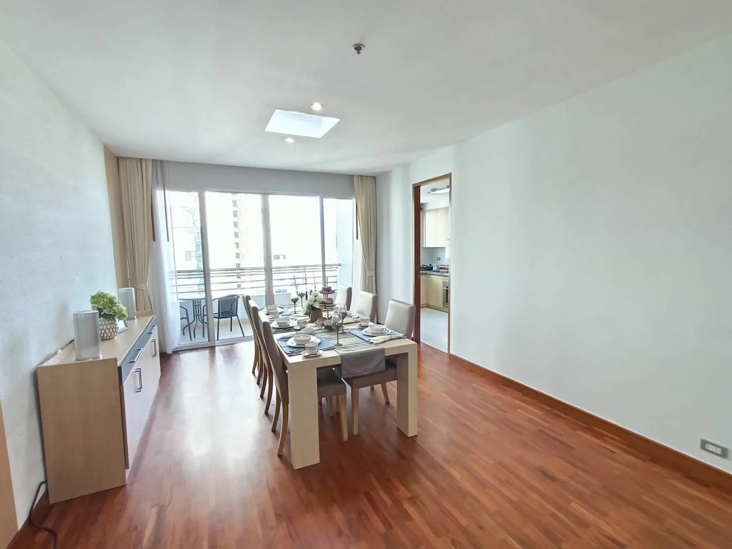The Residence — photo 2