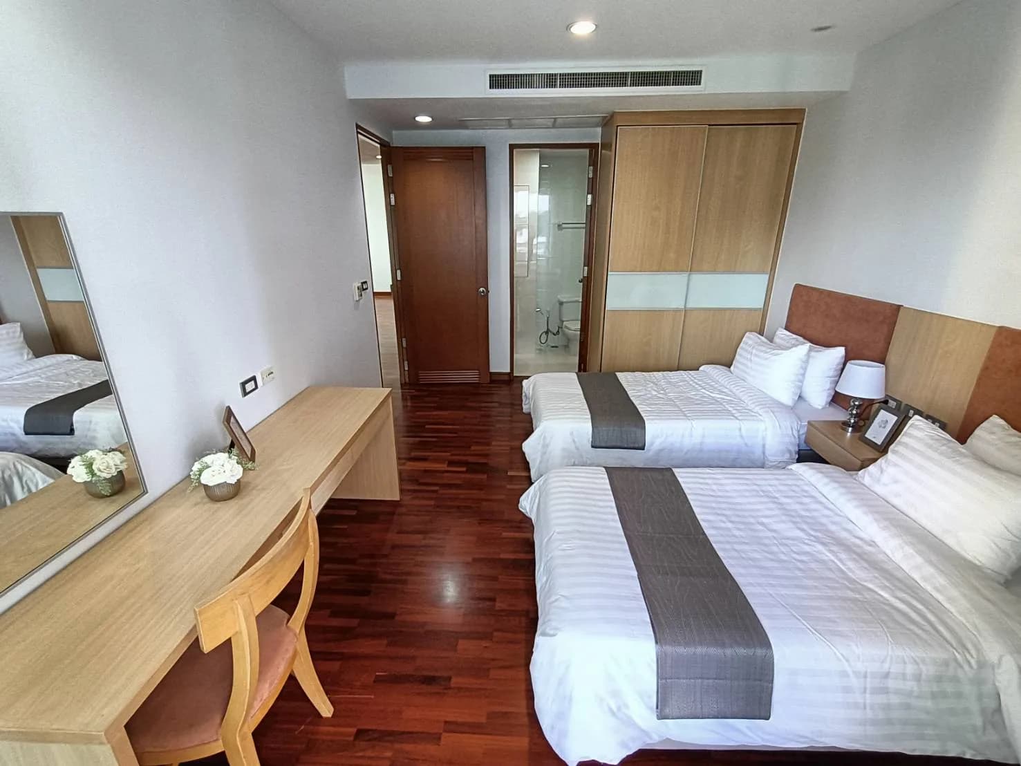 The Residence — photo 11