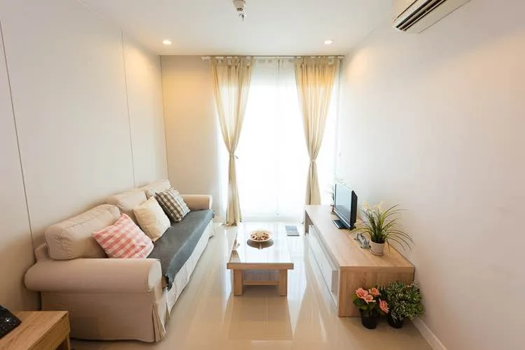 Circle Condominium — photo 1