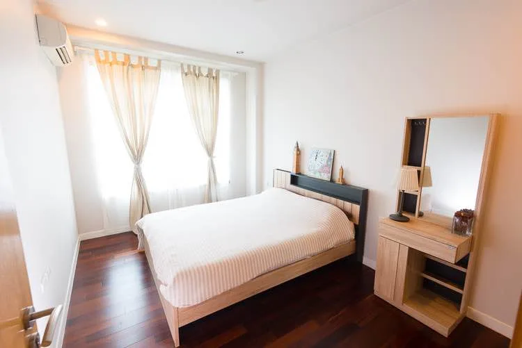 Circle Condominium — photo 4