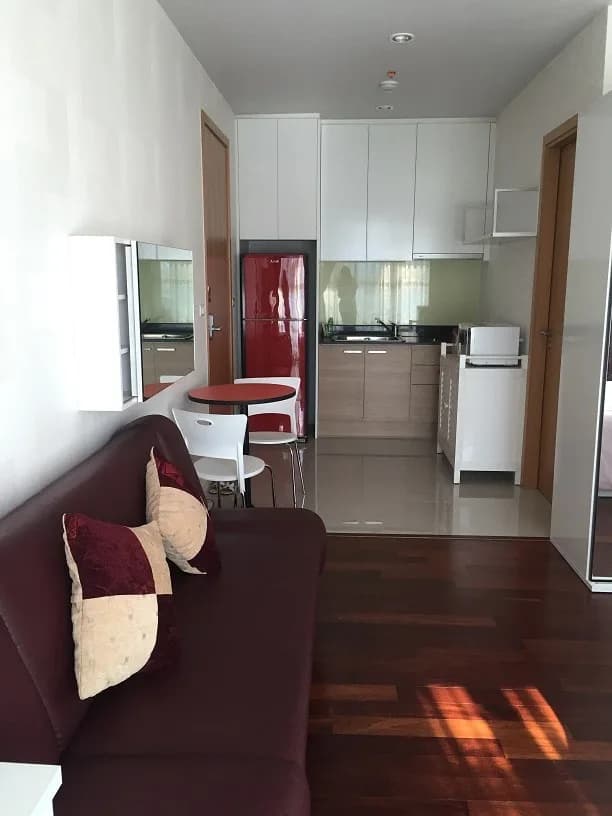 Circle Condominium — photo 1