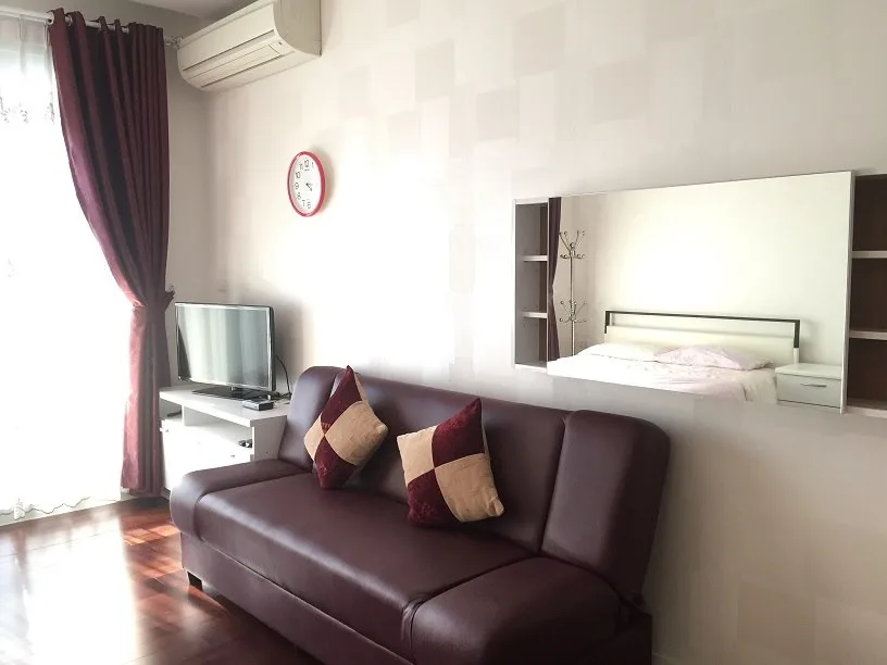 Circle Condominium — photo 2