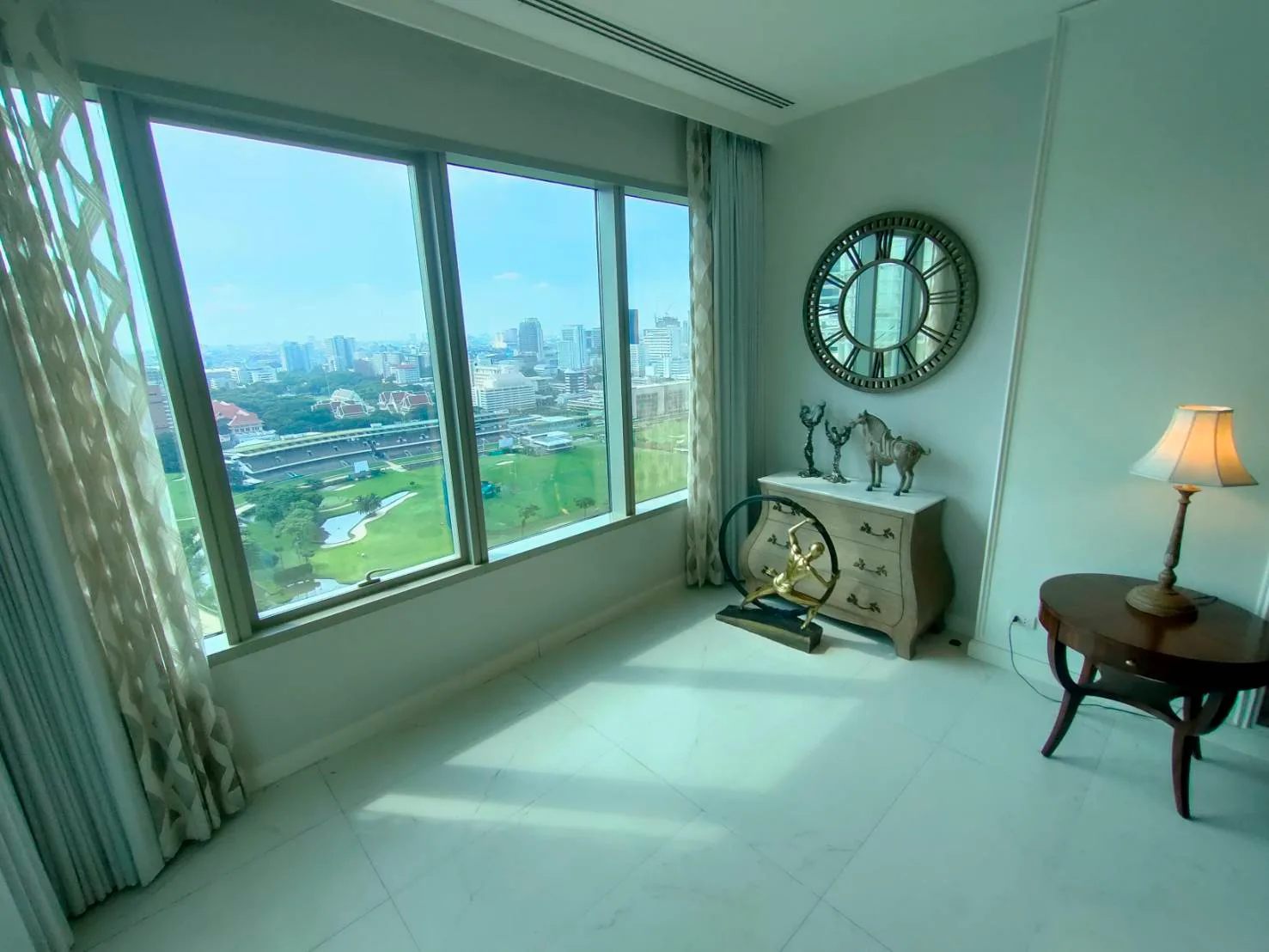 185 Rajadamri — photo 3