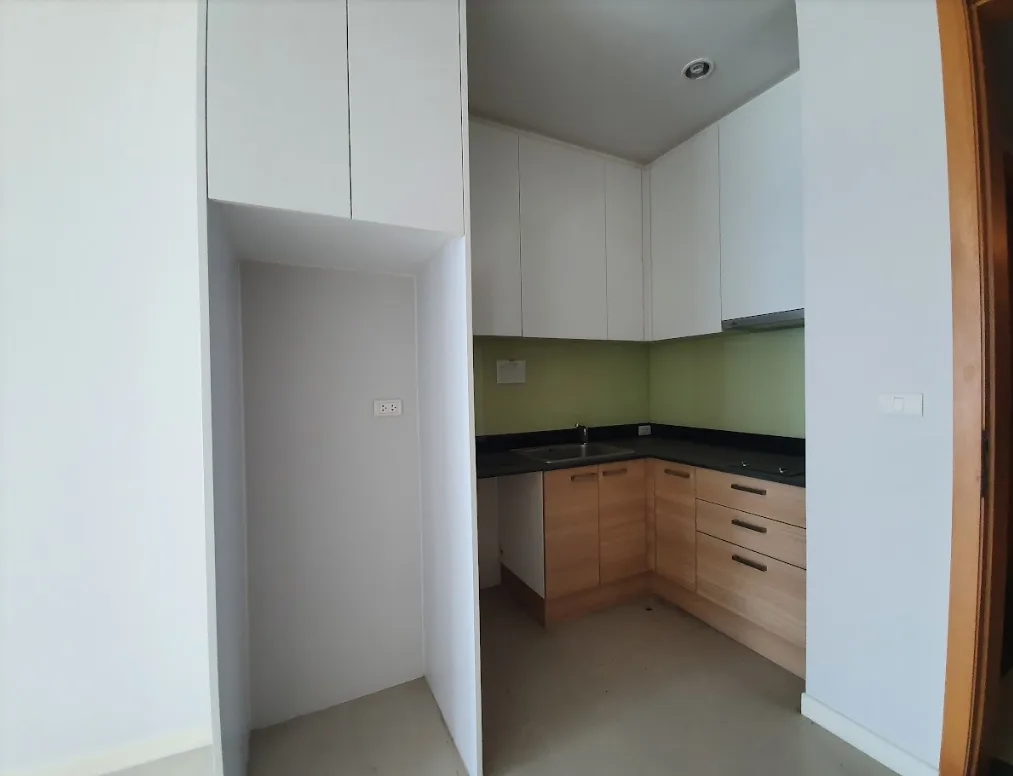 Circle Condominium — photo 7