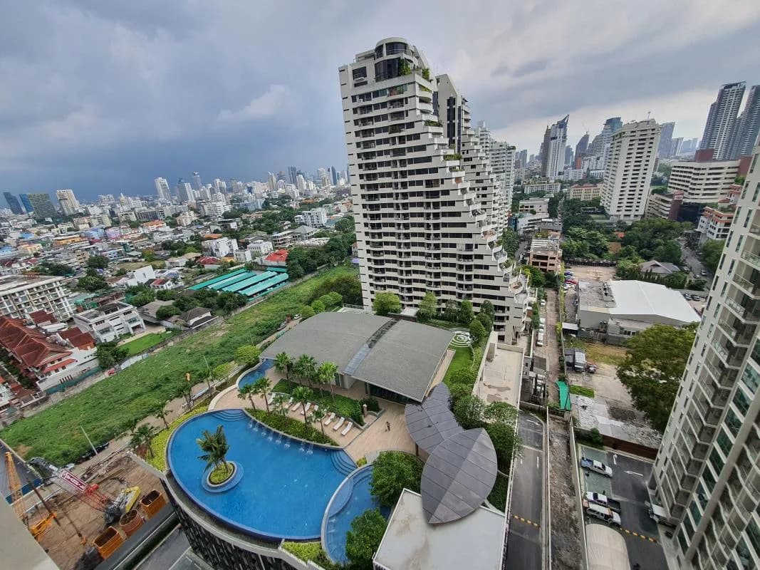 Supalai Oriental Sukhumvit 39 — photo 12