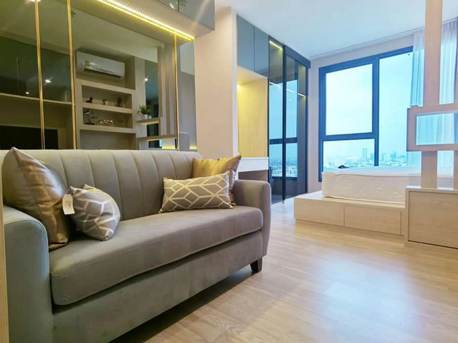 Ideo Mobi Sukhumvit East Point — photo 2