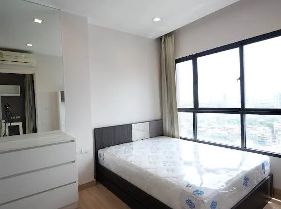 Urbano Absolute Sathon - Taksin — photo 3
