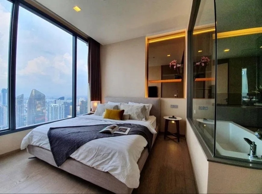 The Esse Asoke — photo 8