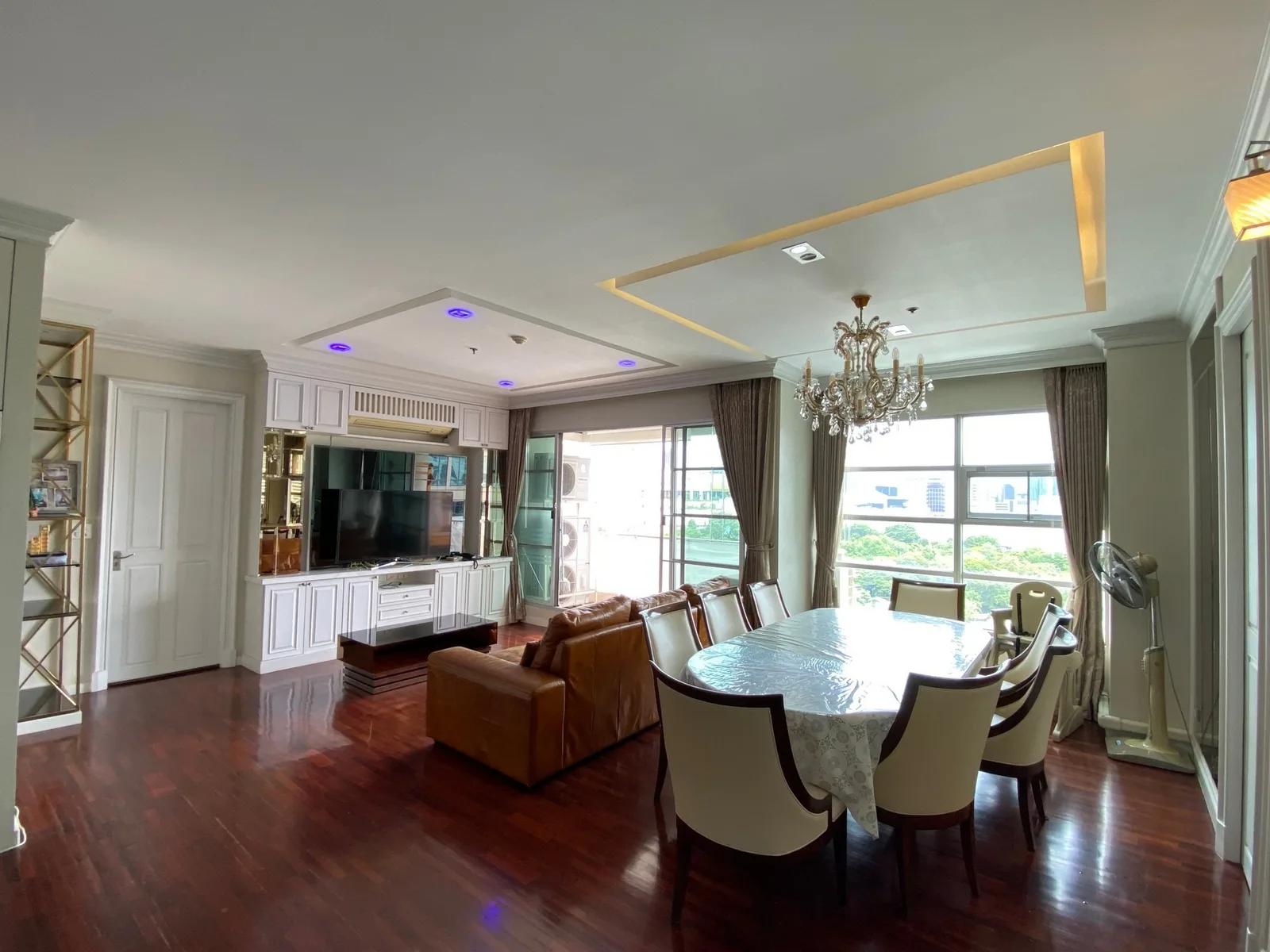 Baan Klang Krung Siam - Pathumwan — photo 2