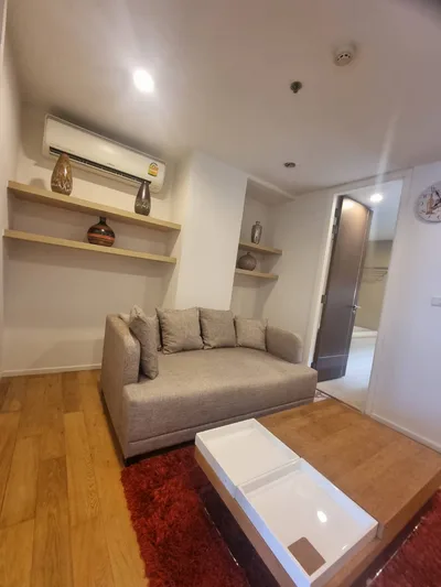 15 Sukhumvit Residences