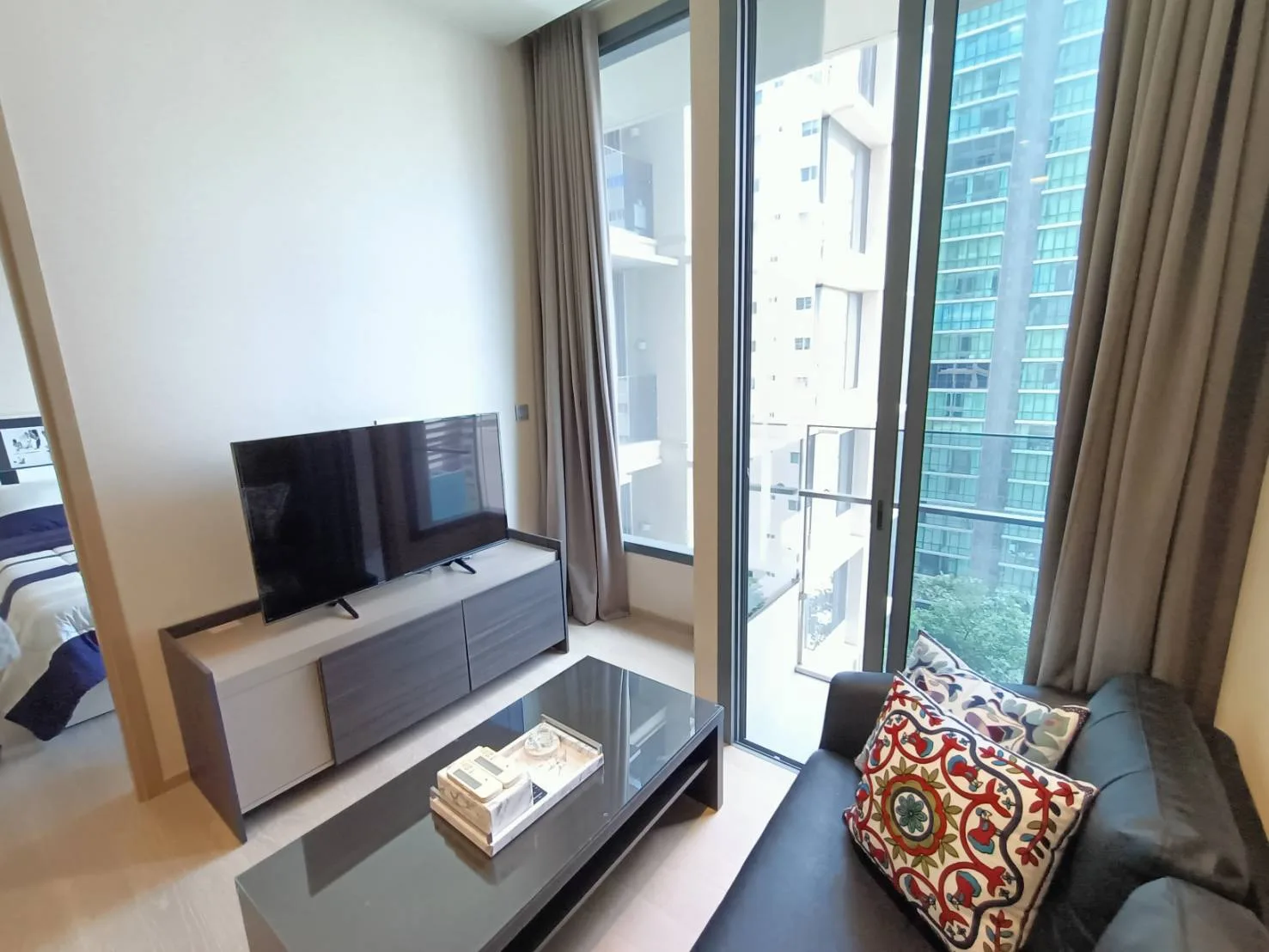 The Esse Asoke — photo 2
