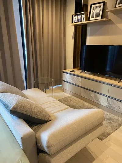 Noble Ploenchit