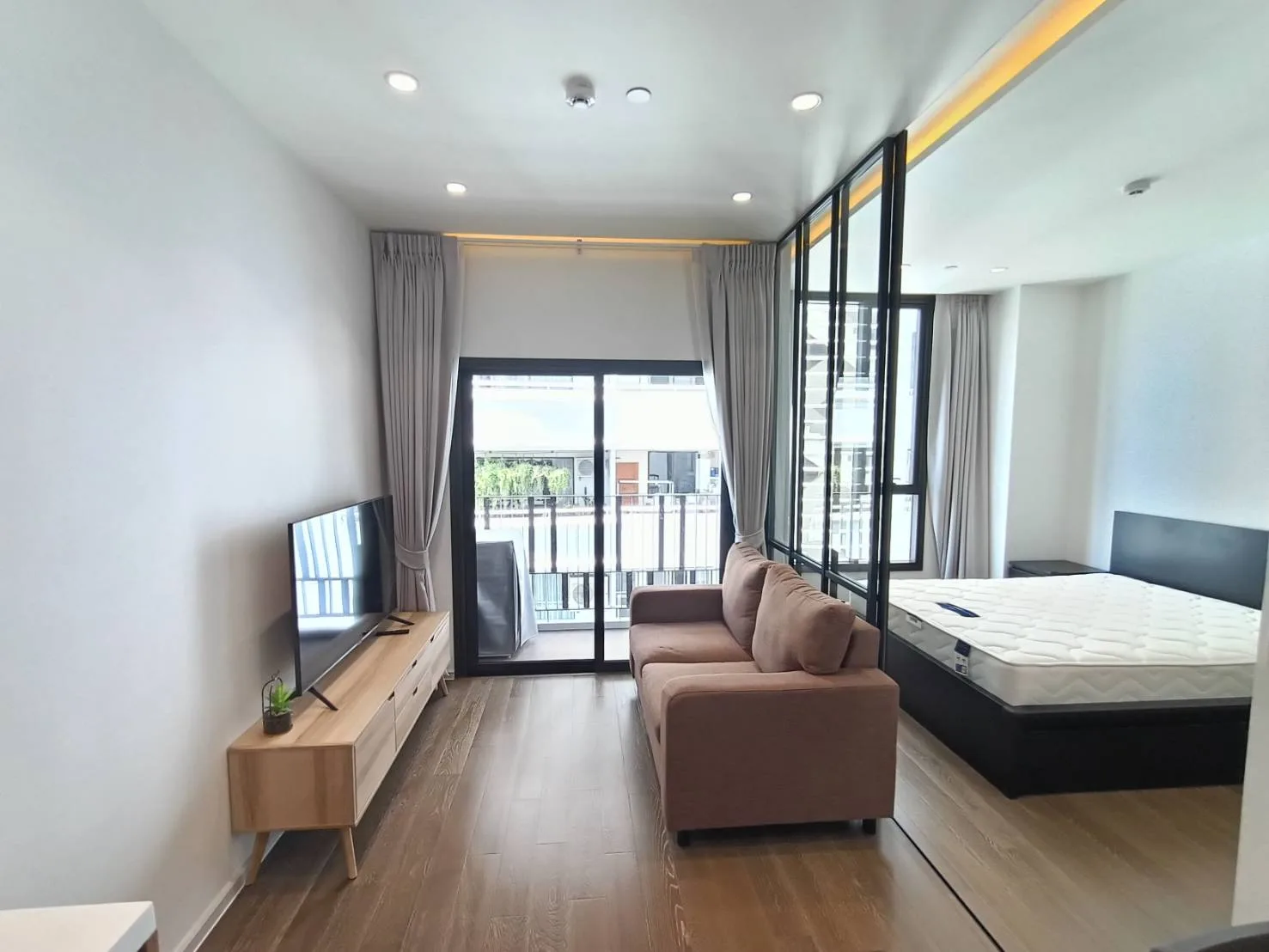 MUNIQ Sukhumvit 23 — photo 1