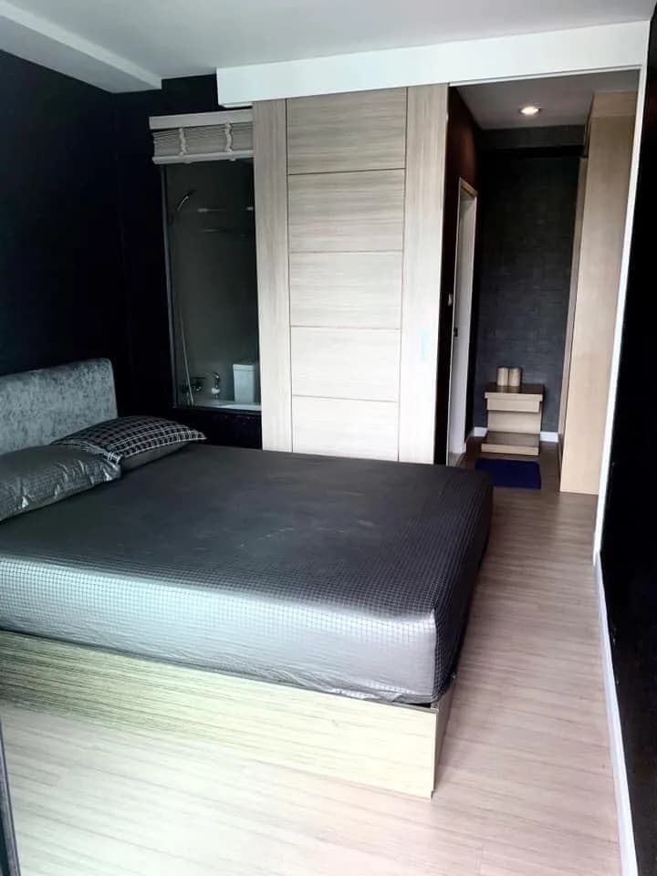 D 25 Thonglor — photo 6
