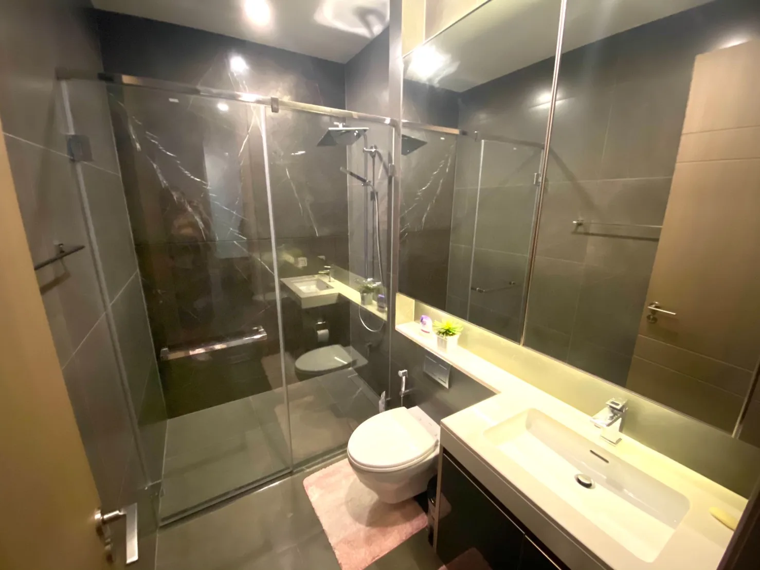 The Esse at Singha Complex — photo 12