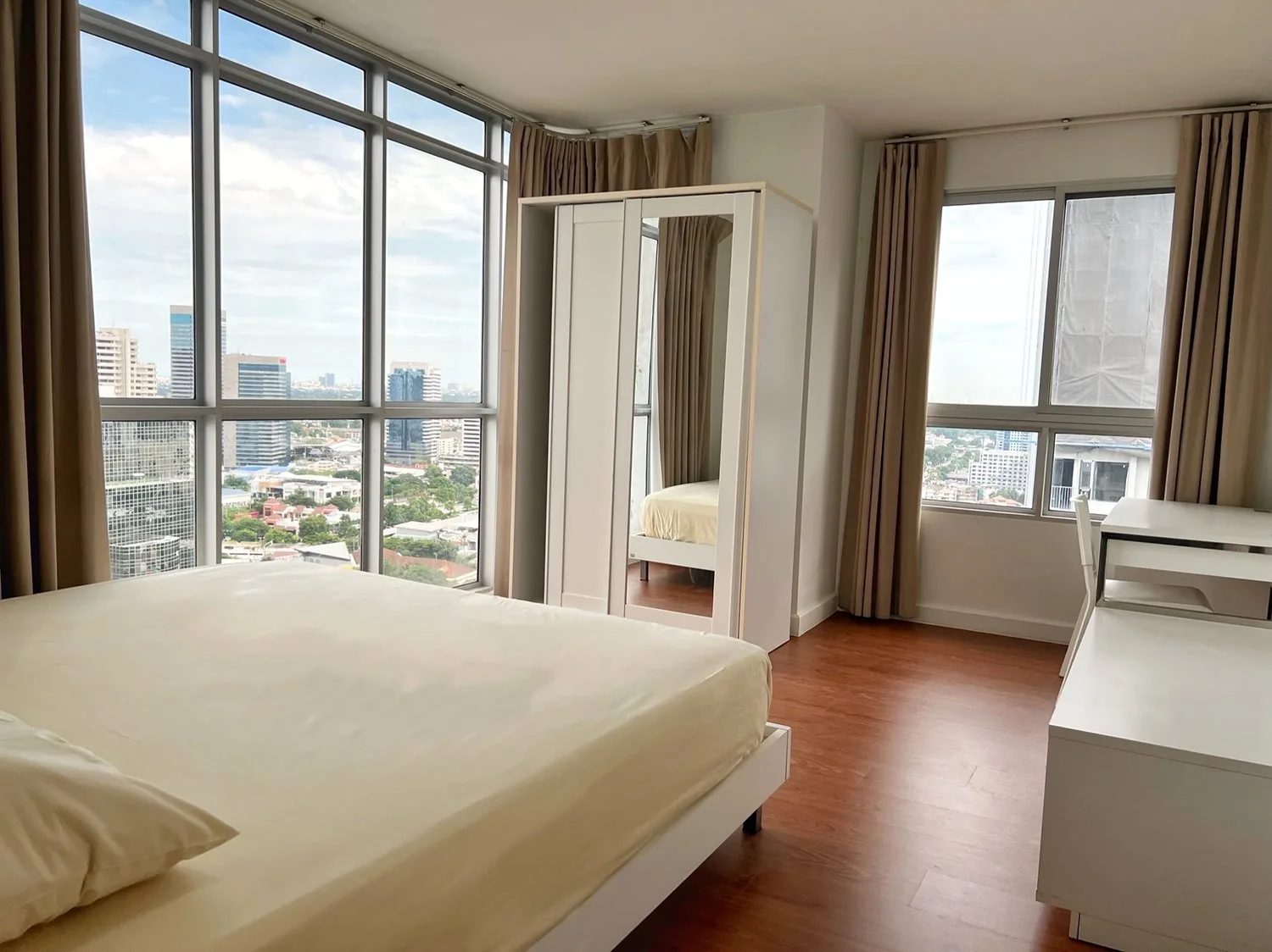 Condo One X Sukhumvit 26 — photo 3