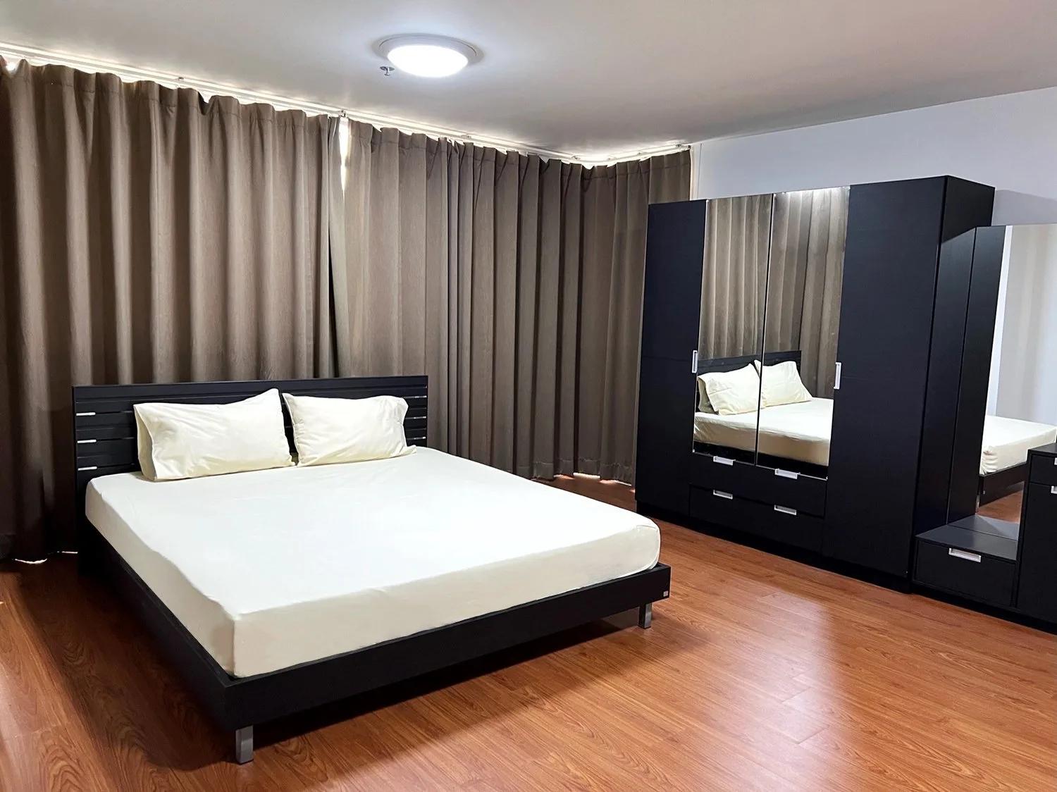 Condo One X Sukhumvit 26 — photo 4