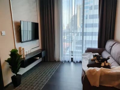 Edge Sukhumvit 23