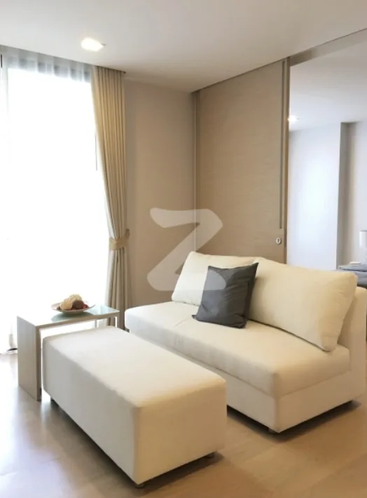 LIV@49 — photo 3