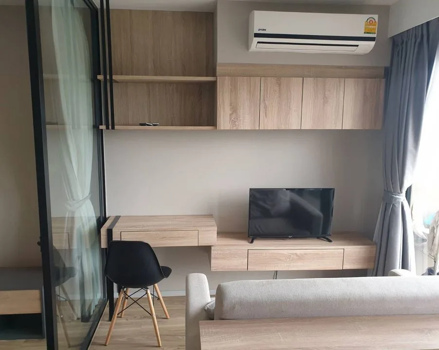 Blossom Condo @ Sathorn - Charoenrat — photo 4