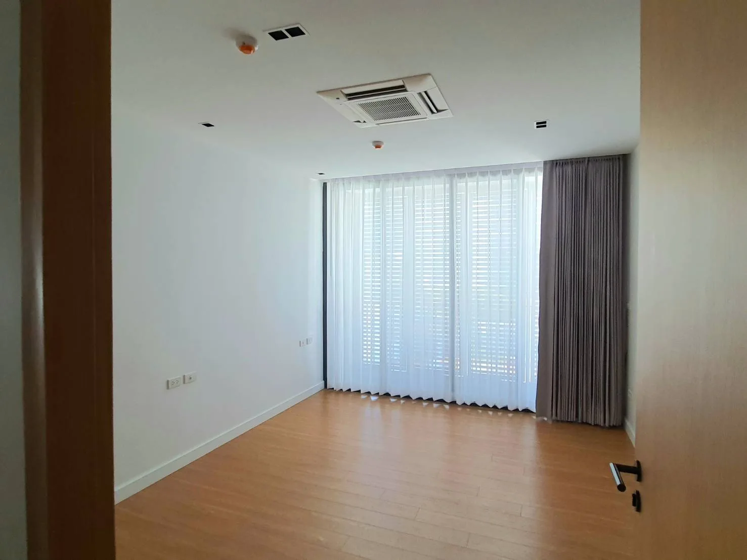 Chern Residence — photo 5