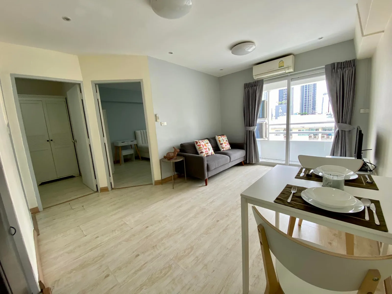 Thonglor Tower — photo 2