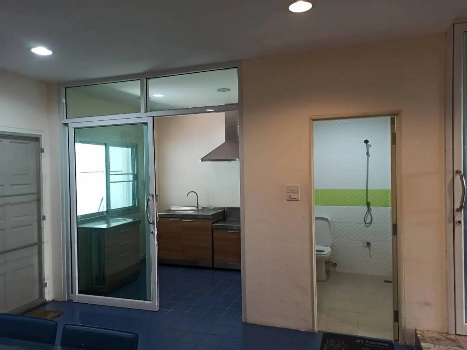 Townhome — photo 3