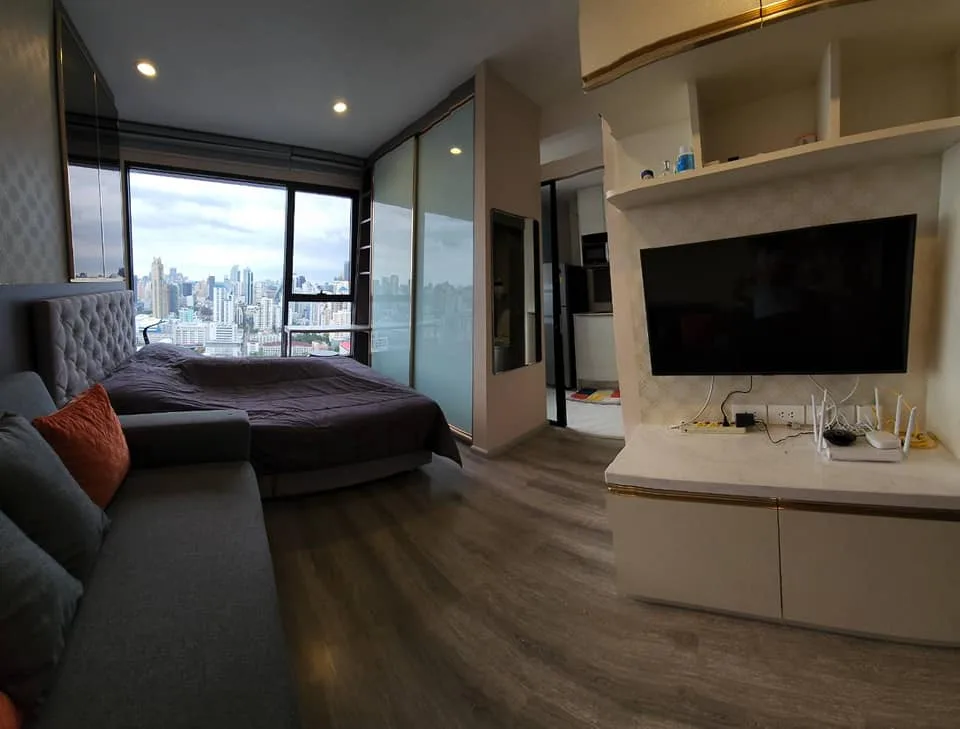 Ideo Mobi Asoke — photo 2