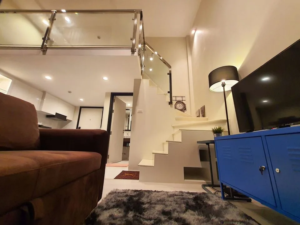 Thames Residence — photo 1