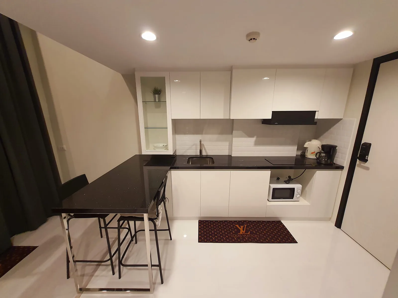 Thames Residence — photo 4