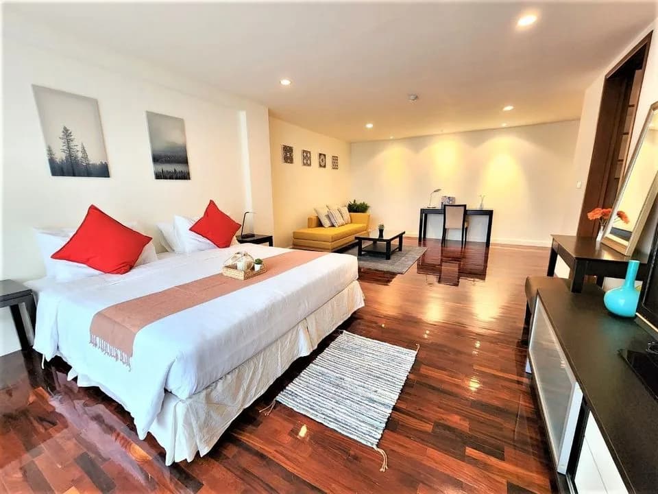 Sathorn Gallery Residences — photo 4