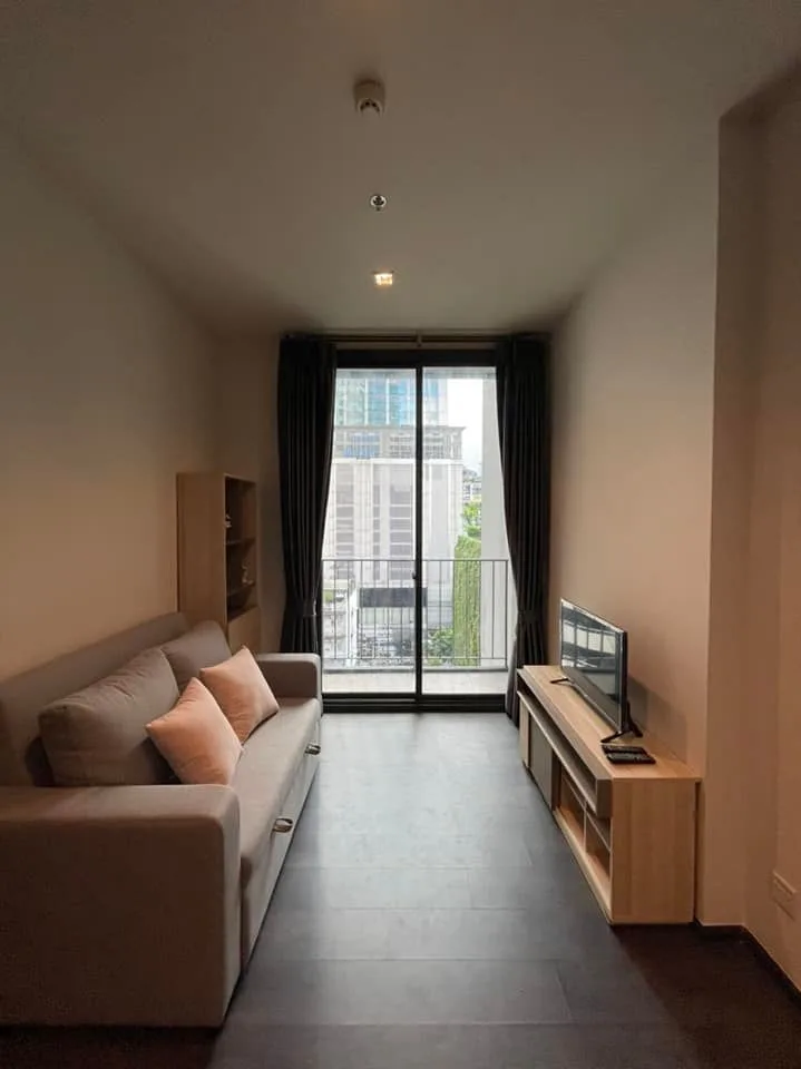 Edge Sukhumvit 23 — photo 1