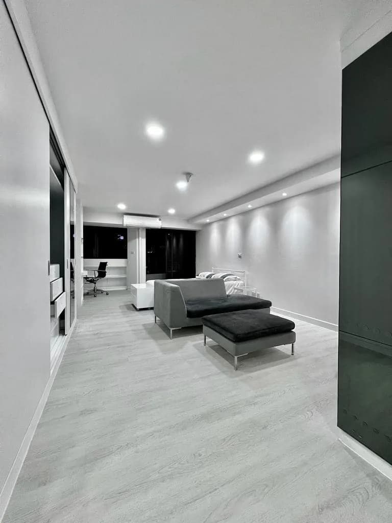 Supalai Place — photo 1