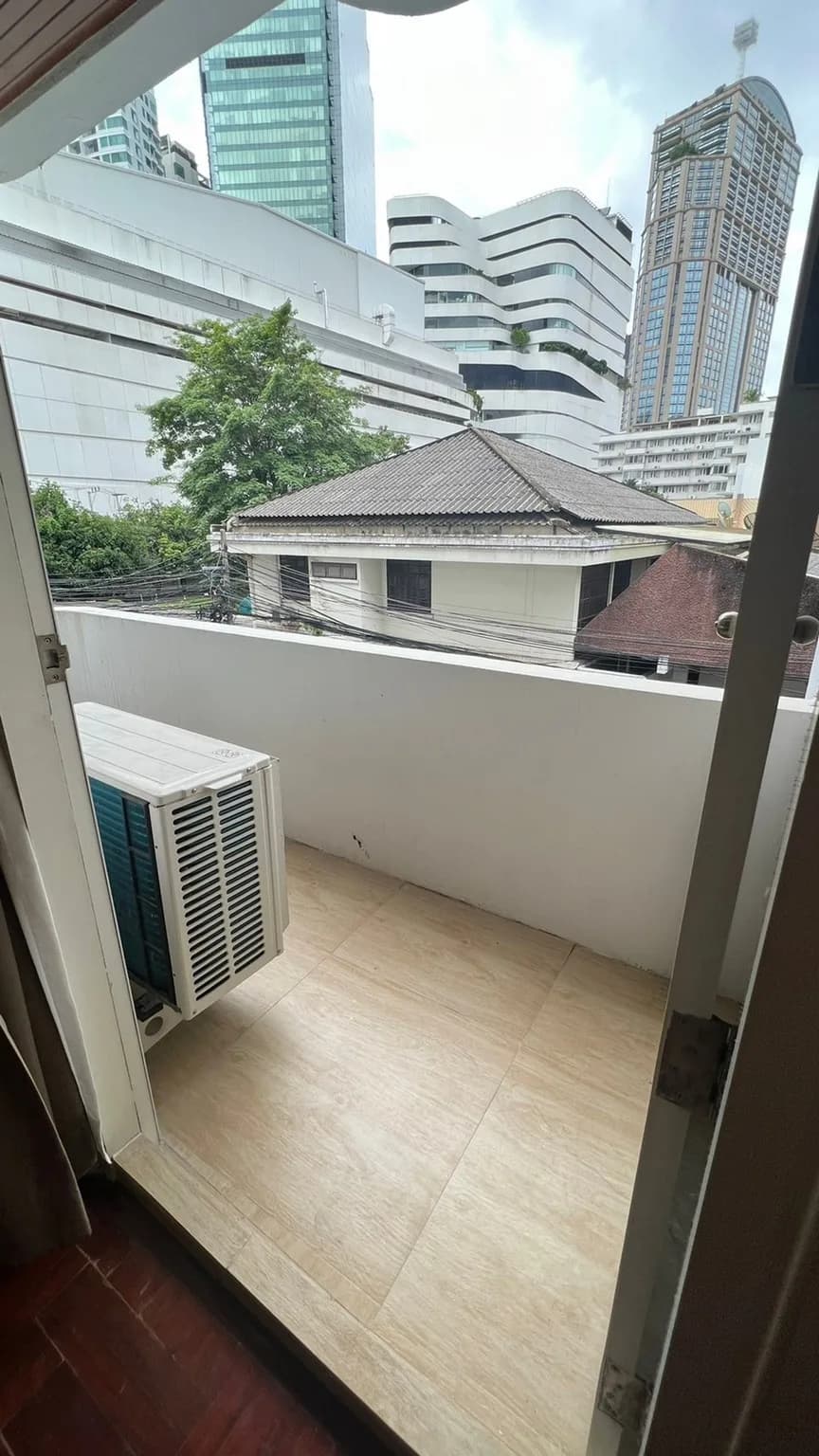 M Tower Apartment — photo 5