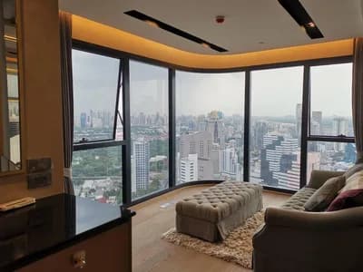 Ashton Chula - Silom