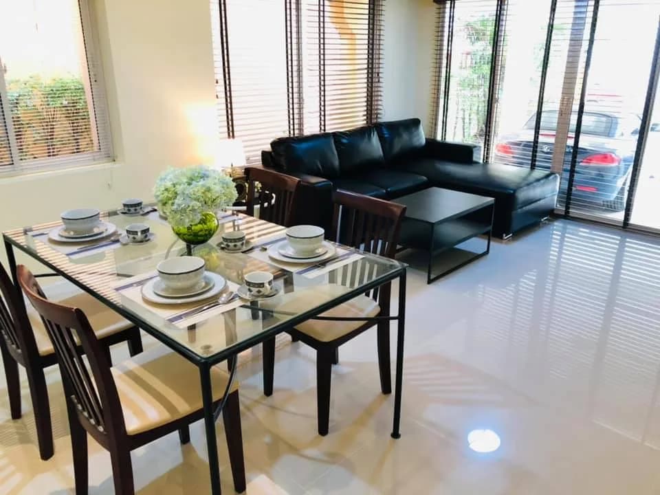 Single House Sukhumvit 31 Alley, Lane 2 — photo 4