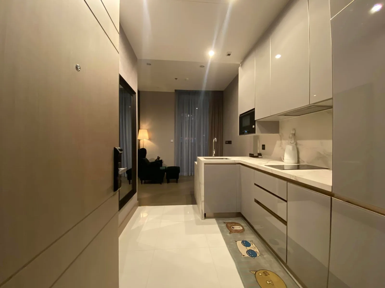 The Esse at Singha Complex — photo 5